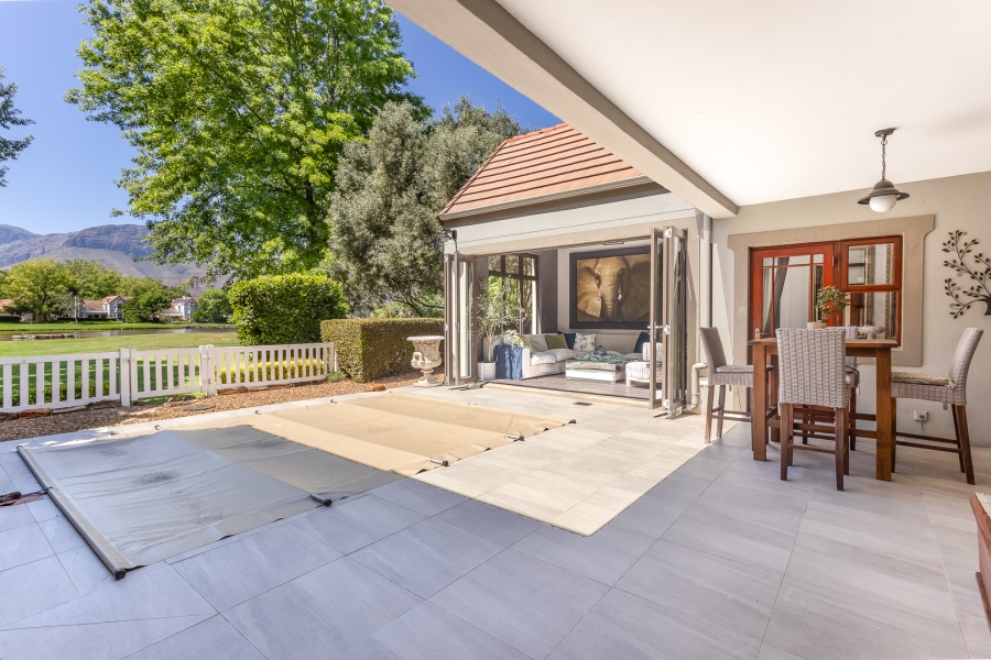 To Let 5 Bedroom Property for Rent in Boschenmeer Golf Country Estate Western Cape